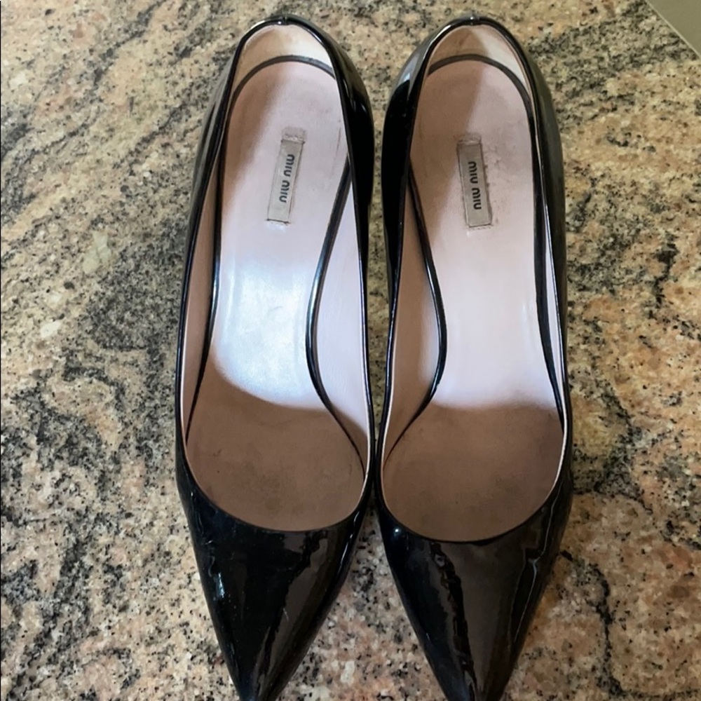 Miu Miu Patent Leather Pumps - Picture 2 of 7